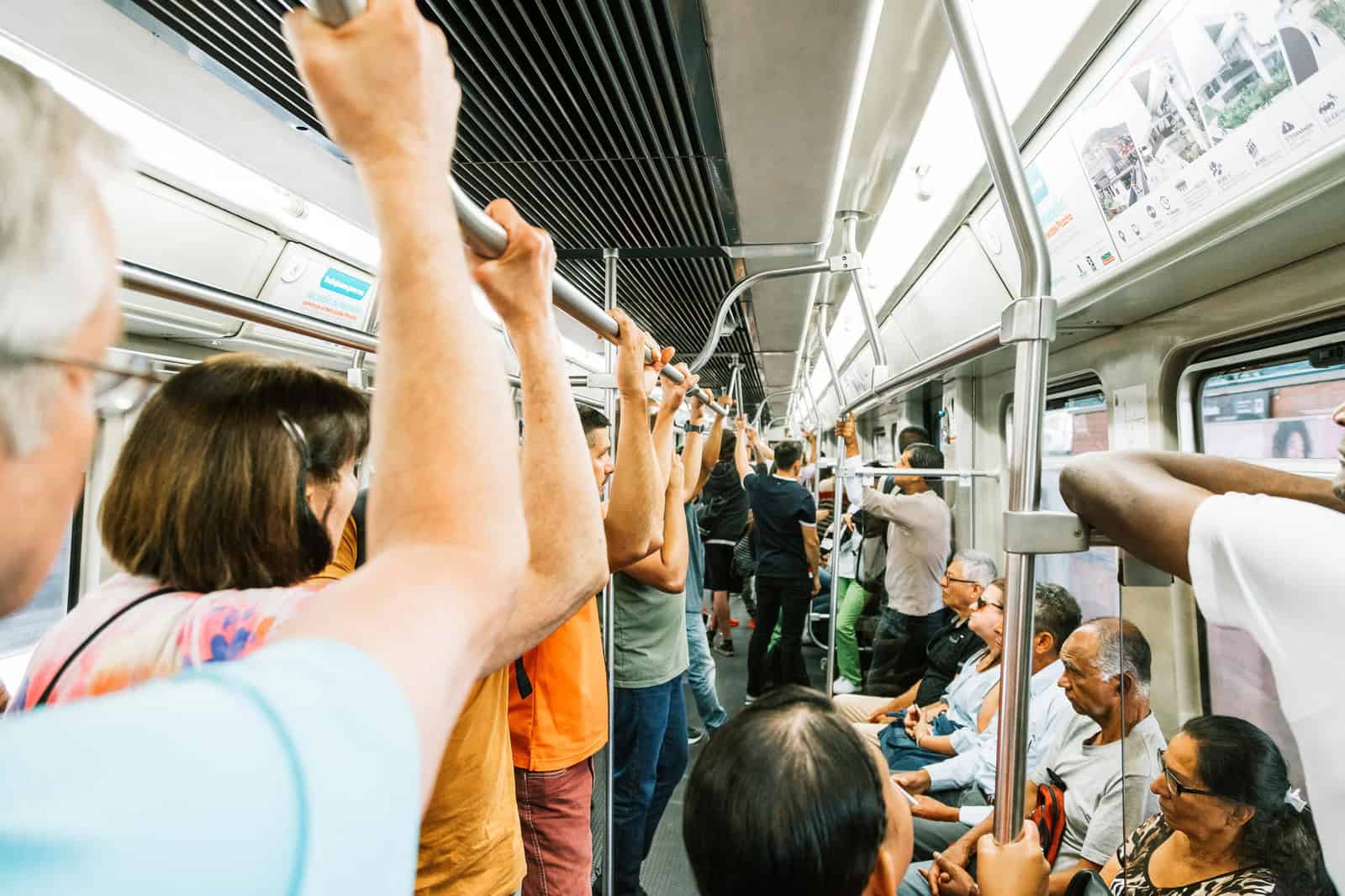 Ecologistas en Acción Se deben mantener las ayudas al transporte