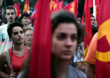 Convocan a movilizarse en Grecia para recordar la traición de Syriza