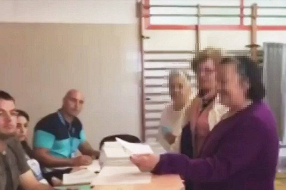 En Marea denuncia un nuevo caso de acarreo de votos en la localidad pontevedresa de Cambados