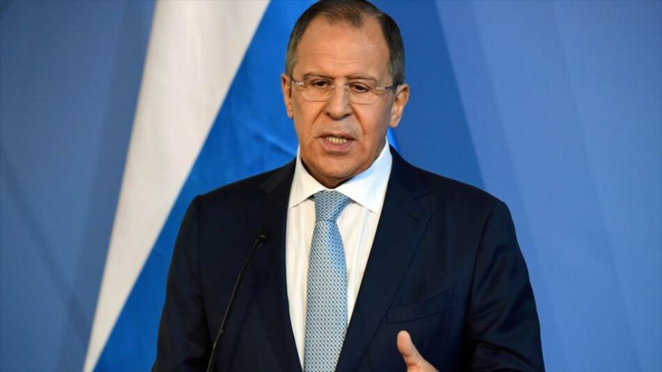 Lavrov: Exgenerales iraquíes despedidos por EEUU forman la cúpula de Daesh