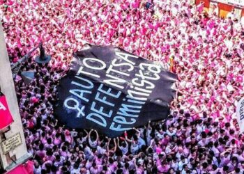 Multitudinaria respuesta en Iruñea-Pamplona a los abusos y agresiones sexuales