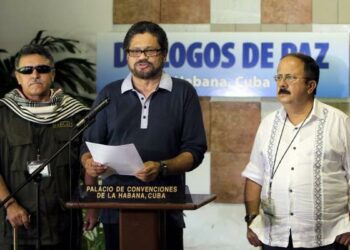 Los corruptos no quieren que FARC haga política
