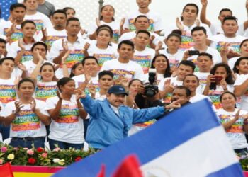 Ortega: El Frente Sandinista nació del pueblo y la Revolución está viva