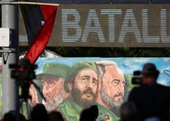 En su 90 cumpleaños, Fidel Castro llama a preservar la paz