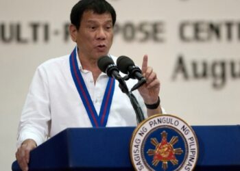 Rodrigo Duterte amenaza con sacar a Filipinas de la ONU