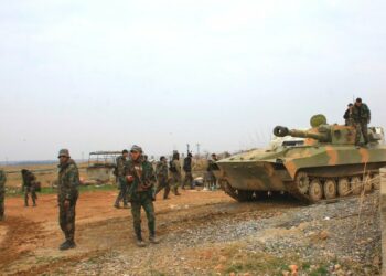 Ejército sirio y Hezbolá lanzan masivo ataque en el sur de Alepo