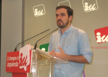 Garzón (IU) valora que “los tiempos políticos que se manejan son completamente incompatibles con las emergencias sociales del país”