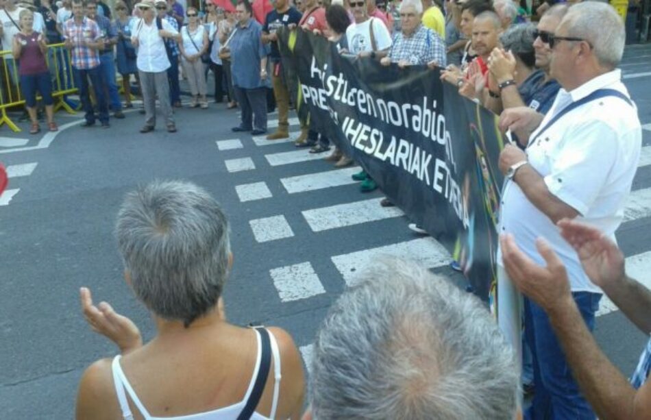 Euskal Herria: Dos manifestaciones exigieron la libertad para las y los presos vascos