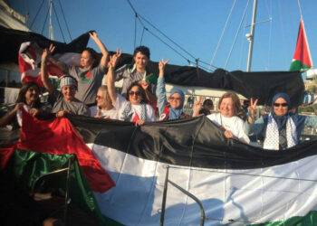 El velero Zaytouna-Oliva parte hacia Gaza en su última etapa