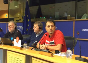 IU traslada la lucha de los trabajadores de Coca-Cola al Parlamento Europeo