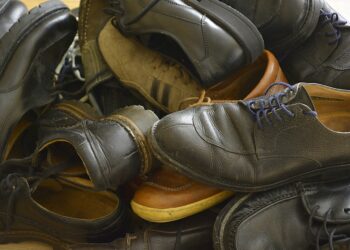 IU plantea que se aplique el tipo reducido del IVA a los pequeños servicios de reparación de calzado, bicicletas o prendas de vestir
