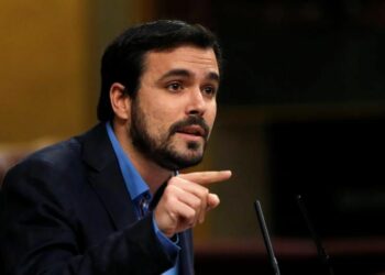 Garzón avisa que el nuevo Gobierno de Rajoy “está pensado para el chantaje permanente entre más recortes o nuevas elecciones” al PSOE y Ciudadanos