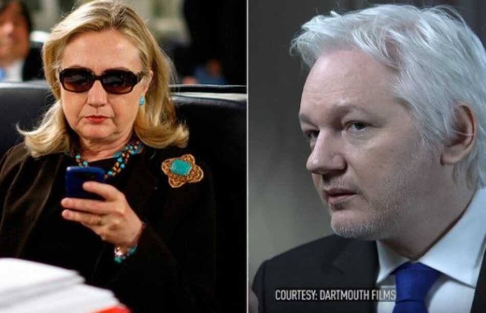 Assange: “Hillary Clinton fue la figura clave en la destrucción del Estado de Libia”