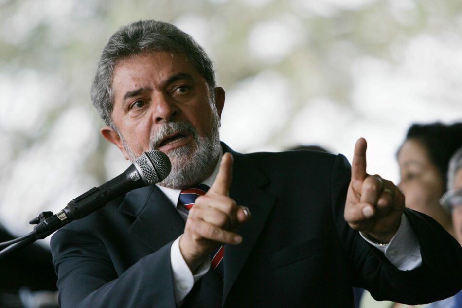 Lula quiere encender a la militancia: El ex presidente brasileño llamó a armar un frente de izquierda