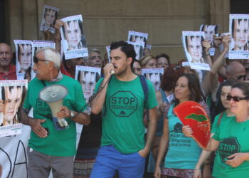 Participa celebra el sobreseimiento de la causa por el encierro en el Santander en apoyo a PAH Coria