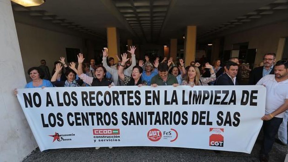 CGT se moviliza contra los atropellos de LISAN en la limpieza sanitaria de hospitales en Málaga