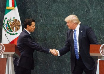 Trump y Peña Nieto discuten durante una hora sobre la construcción del polémico muro