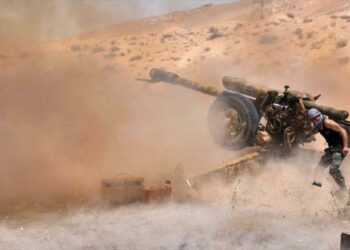 Ejército sirio bombardea posiciones de Daesh en oeste de Palmira