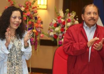 Daniel Ortega y Rosario Murillo reciben credenciales para gobernar en Nicaragua