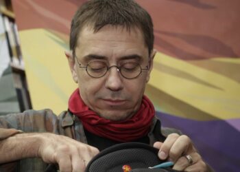 Monedero apoya el proyecto liderado por Iglesias en Valencia y Elche