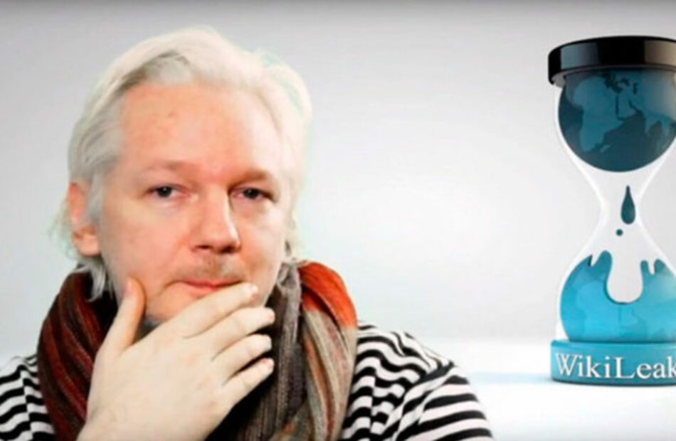 Assange: “Soros financia a organizaciones que se concentran en historias negativas sobre Rusia”