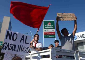 PAN de México protesta contra gasolinazo