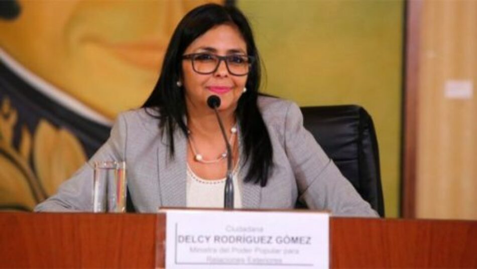 Canciller Rodríguez muestra pruebas de campaña mediática de guerra contra Venezuela