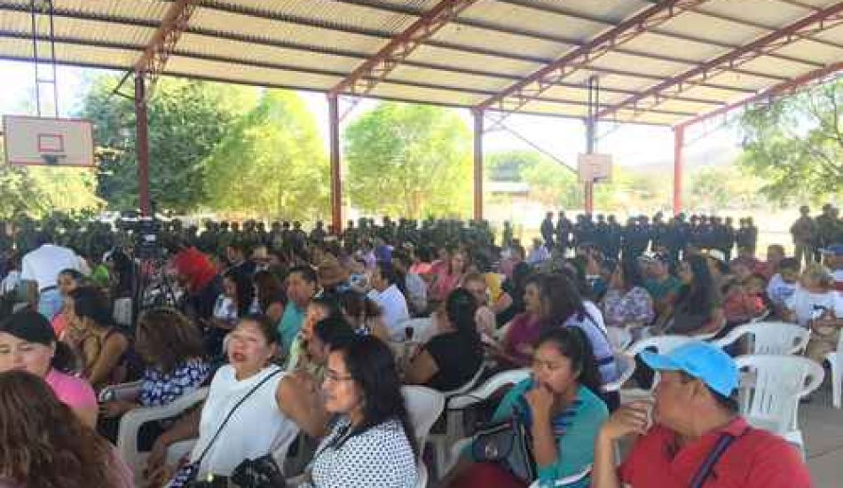 Maestros y maestras rechazan la militarización en México