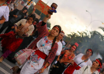 Chile. 8M. En Concepción cientos de personas marcharon conmemorando el Día Internacional de la Mujer trabajadora