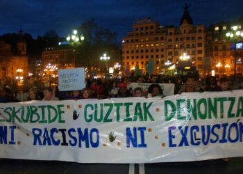 Más de mil personas se manifiestan en Bilbao en el Día Internacional contra el racismo y la xenofobia