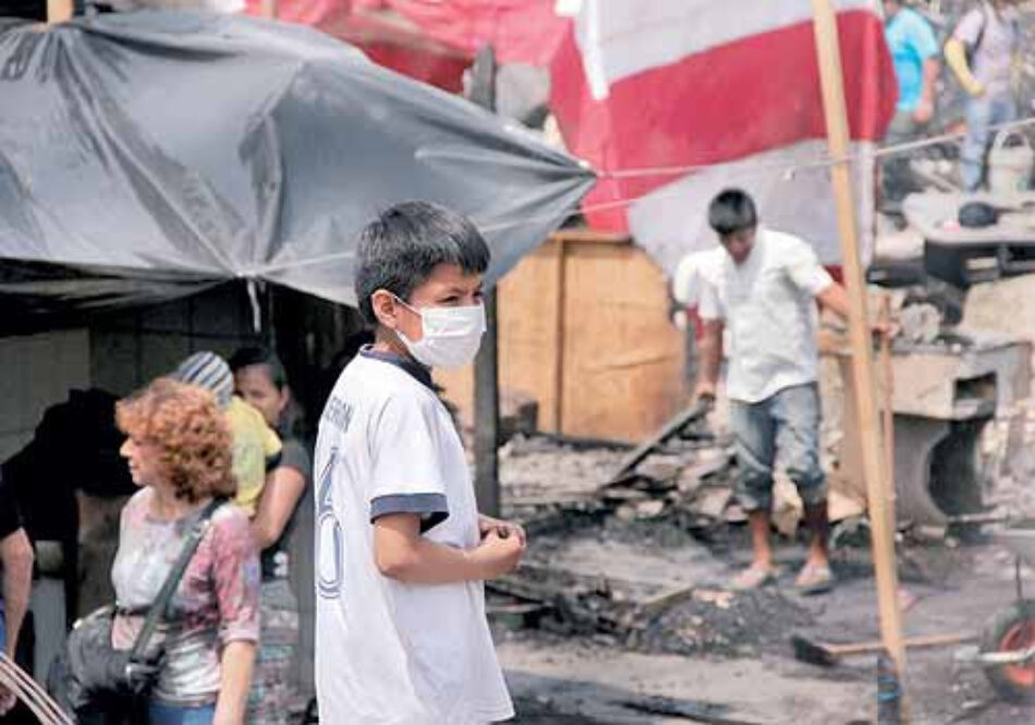 Perú: Más de 33 mil niños sin hogar por las inundaciones / Se concreta ayuda cubana