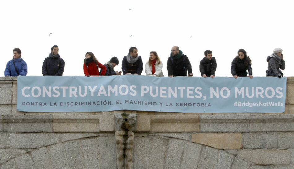 Podemos celebra la conferencia internacional ‘Puentes No Muros’ contra ​la xenofobia, el  neoliberalismo y el patriarcado