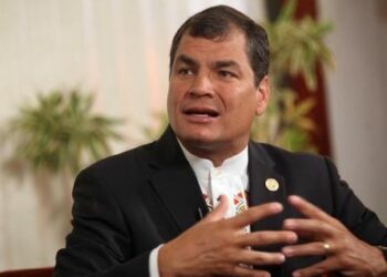 Correa rechaza manipulación mediática de la derecha