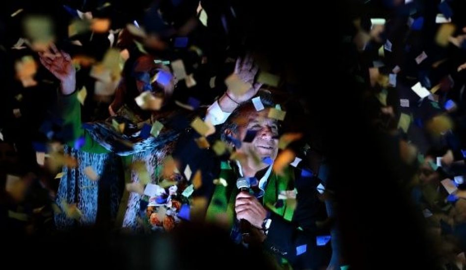 Lenín Moreno lidera presidenciales de Ecuador: Con el 97,69% de los votos contabilizados, Lenin obtiene el 51.15%