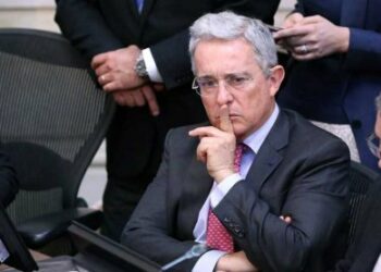 Venezuela: Álvaro Uribe ataca a Maduro en nueva escalada injerencista