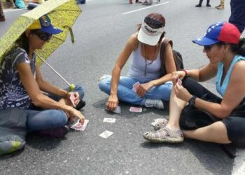 Así responden en Venezuela al plantón convocado por oposición