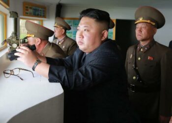 Kim ordena masiva producción de misiles ante amenazas de EEUU