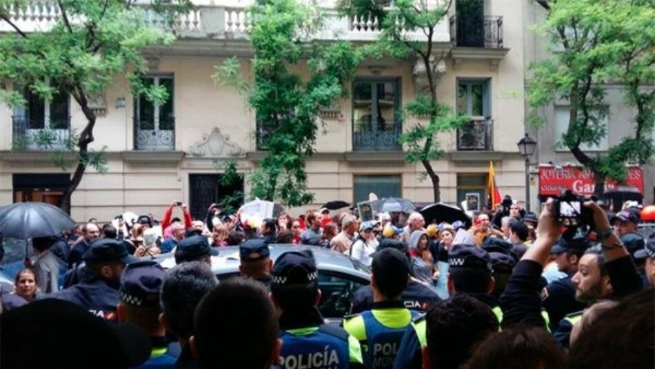 Pronunciamiento de la UJCE ante los actos violentos de la oposición venezolana en España