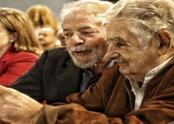 Lula y Mujica exhortan al pueblo latinoamericano a torcer su rumbo político hacia el progresismo