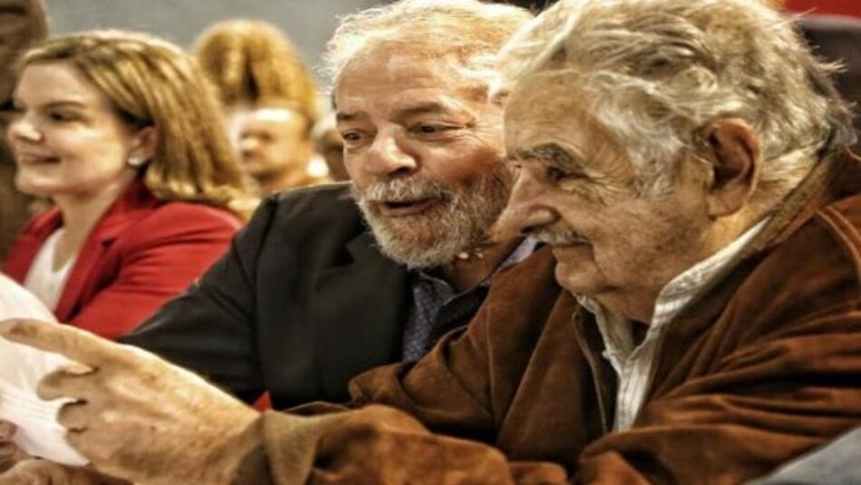 Lula y Mujica exhortan al pueblo latinoamericano a torcer su rumbo político hacia el progresismo