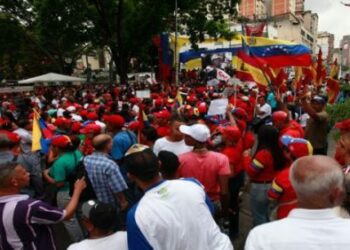 Pueblo revolucionario de Venezuela marcha bajo el lema “la Paz, la Vida y la Constituyente”