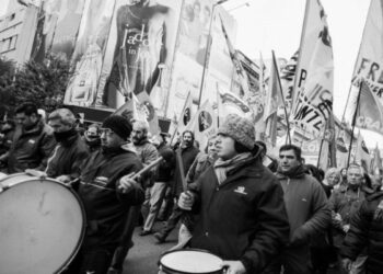 Argentina: A pesar de amenazas y aprietes contra l@s trabajador@s sigue el paro de colectivos en Córdoba