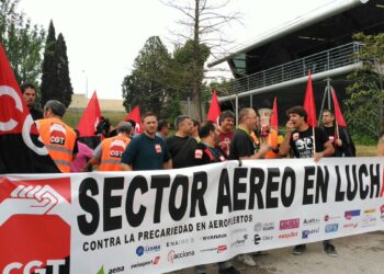 EASY-Jet condenada por vulnerar el derecho a la libertad sindical de un delegado de CGT