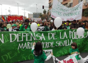 La Marea Verde de Sevilla contra las reválidas de la LOMCE