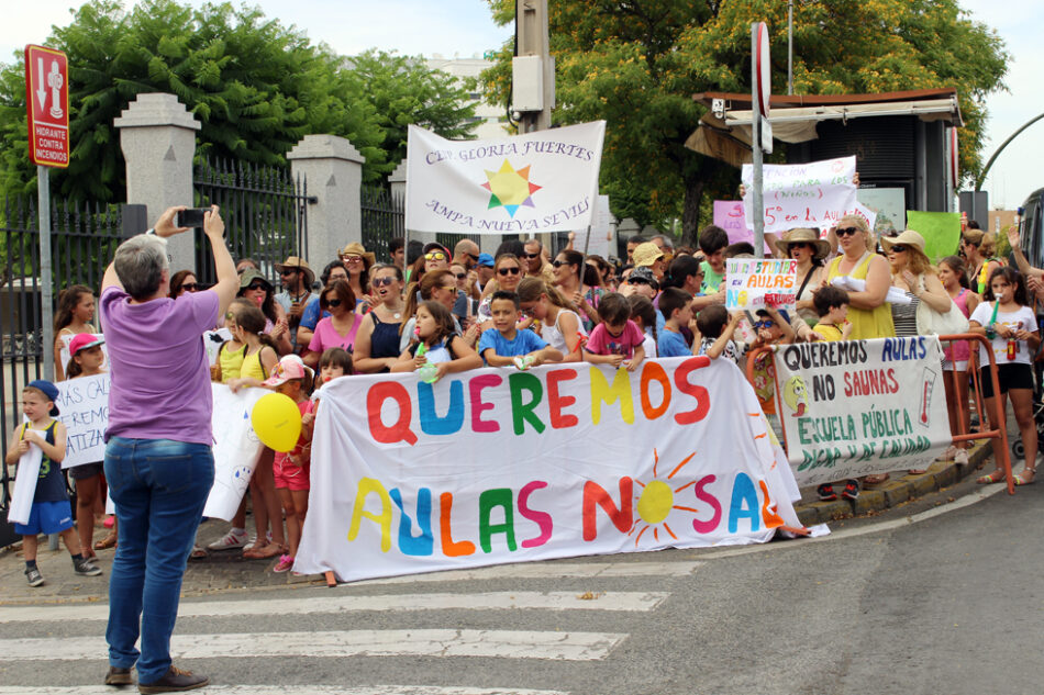 USTEA Sevilla denuncia la situación de riesgo en las aulas por el calor