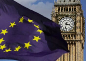 May anuncia negociaciones del «brexit» en dos semanas