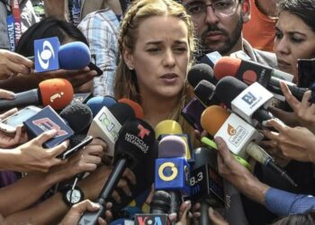 Venezuela: Tras declaraciones de la esposa de Leopoldo López, un domingo de confusiones y peleas entre dirigentes antichavistas