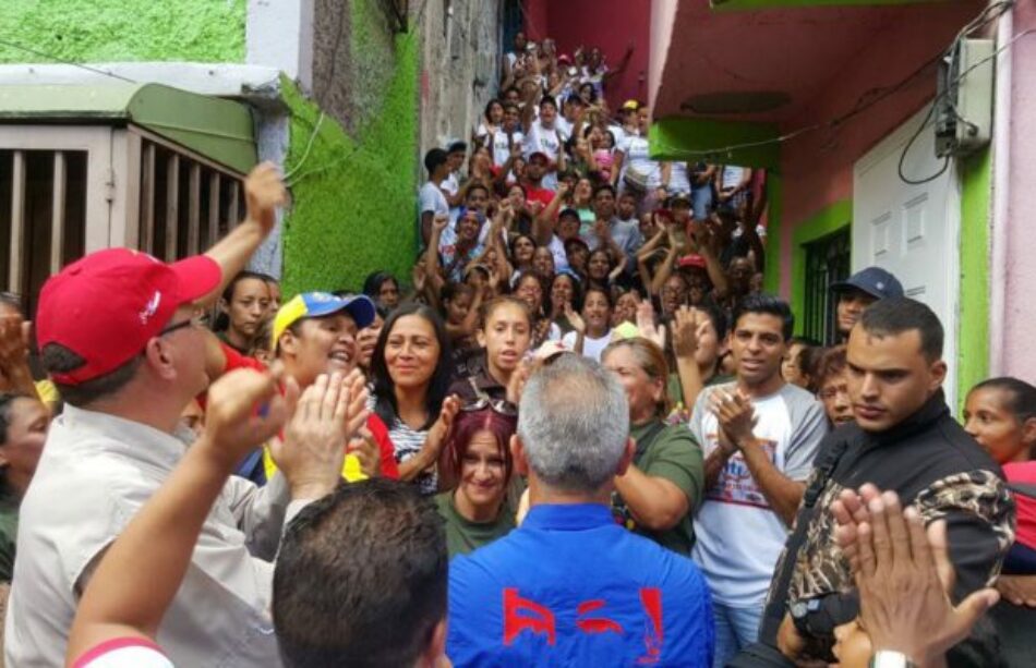 Fracaso del imperio y del fascismo: En Venezuela se vota masivamente por la Constituyente