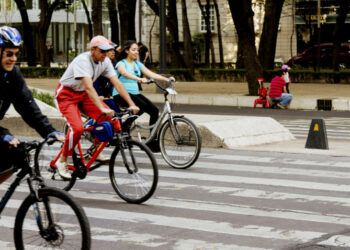 Unidos Podemos considera insuficiente la reforma del código penal para proteger a los ciclistas