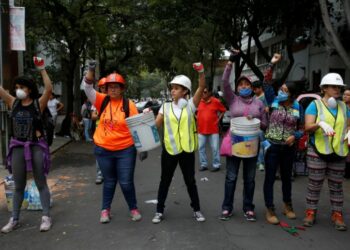 «Tirar la toalla no es opción»: México no cede en su búsqueda de vida tras terremoto